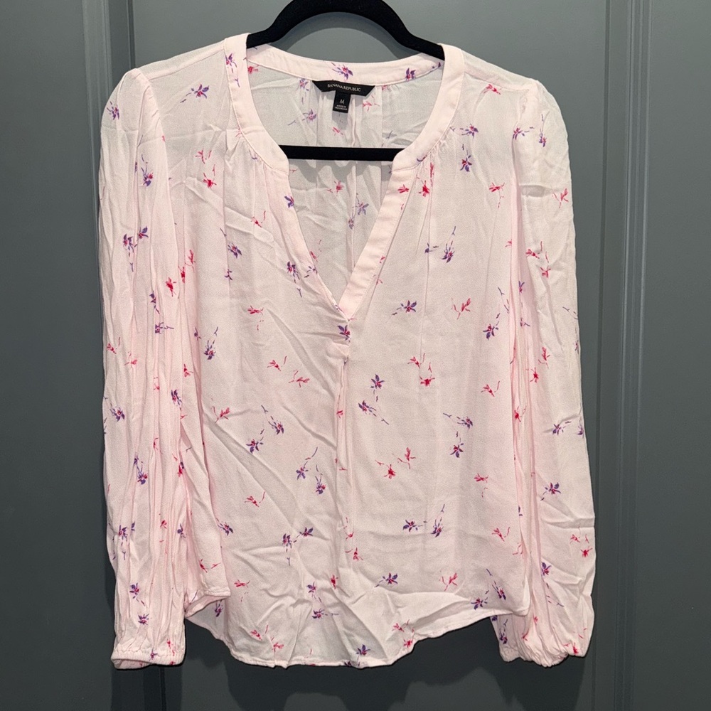 Banana Republic Light Pink Floral Blouse - Picture 7 of 7